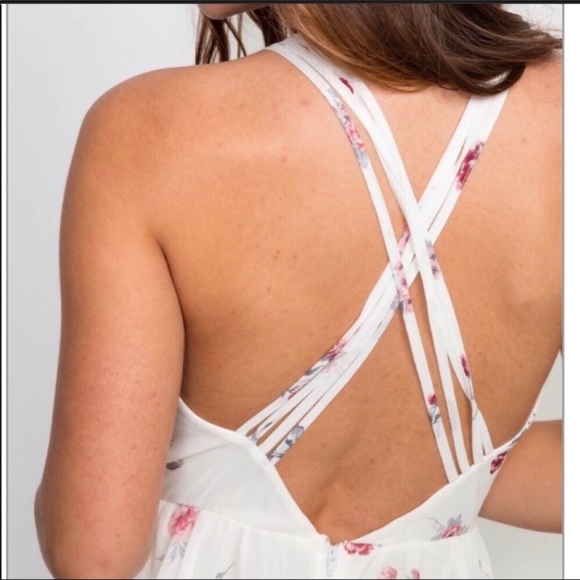 Boho Floral Criss Cross Strap Maxi Dress NWOT - Picture 4 of 8